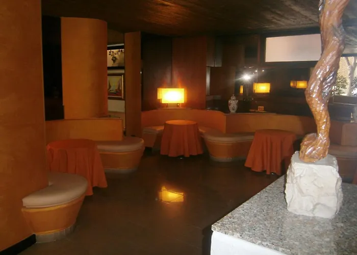 Hotel Corona
